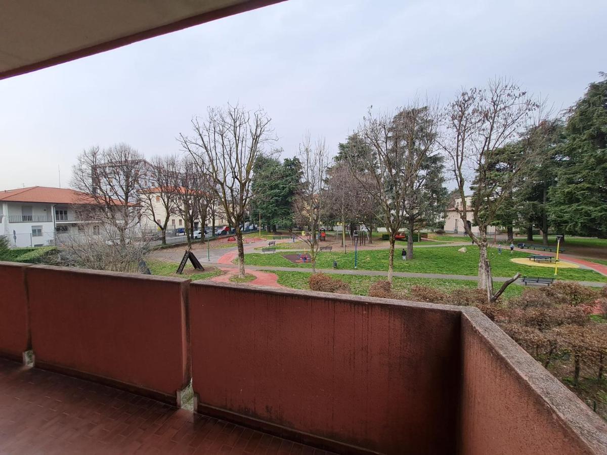 Appartamento La Finestra Sul Parco Dalmine Exterior foto