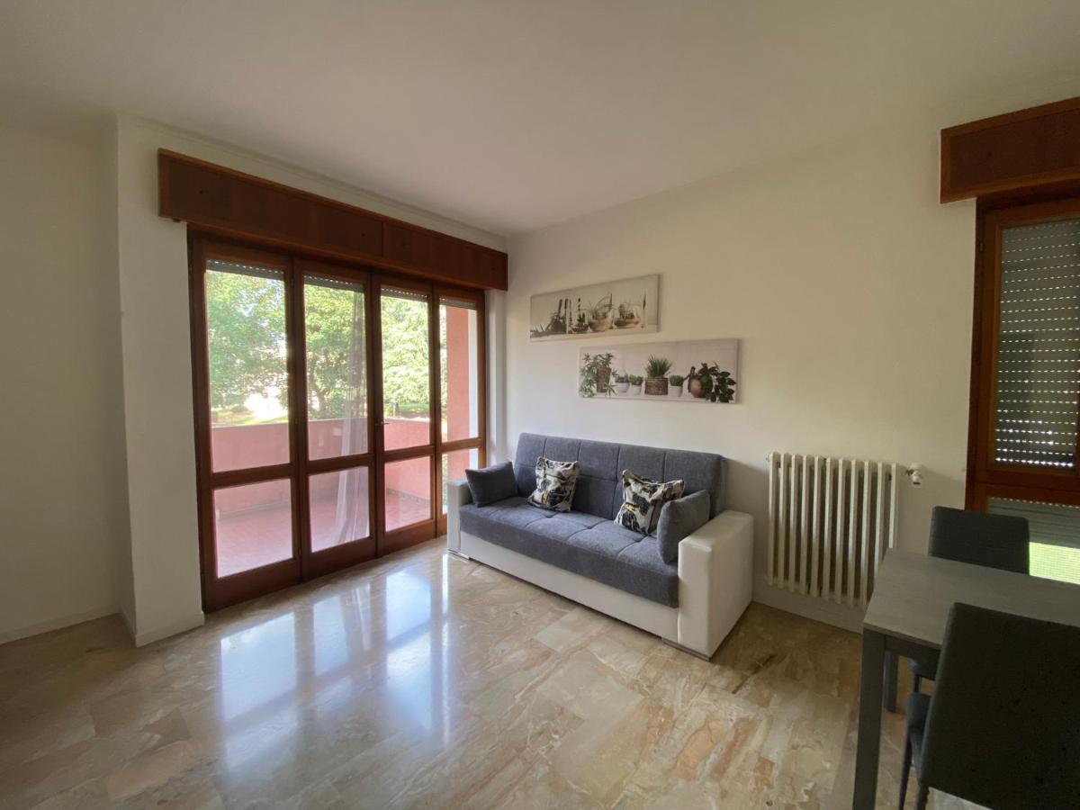 Appartamento La Finestra Sul Parco Dalmine Exterior foto